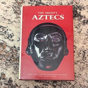 National Geographic The Mighty Aztecs - Red and Black